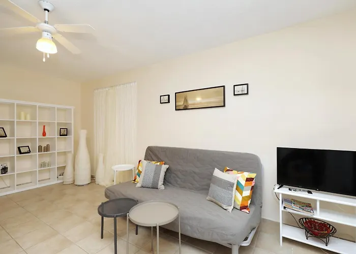 Pera - Pera Ex Maistros Szkópelosz